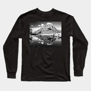 Buchaille Etive Mor, Glencoe, Scotland Long Sleeve T-Shirt